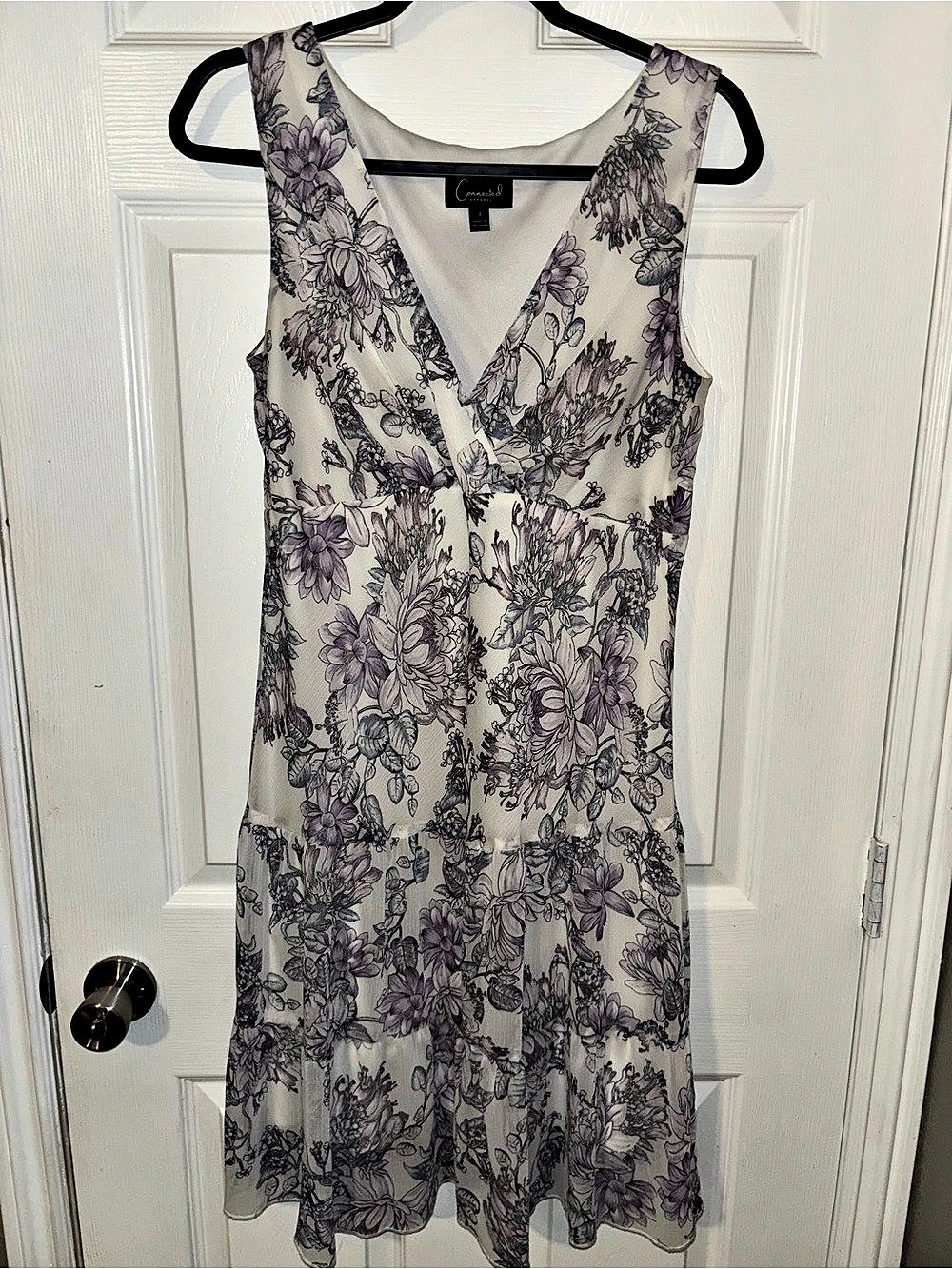 Floral V-Neck Mini Dress in White & Purple